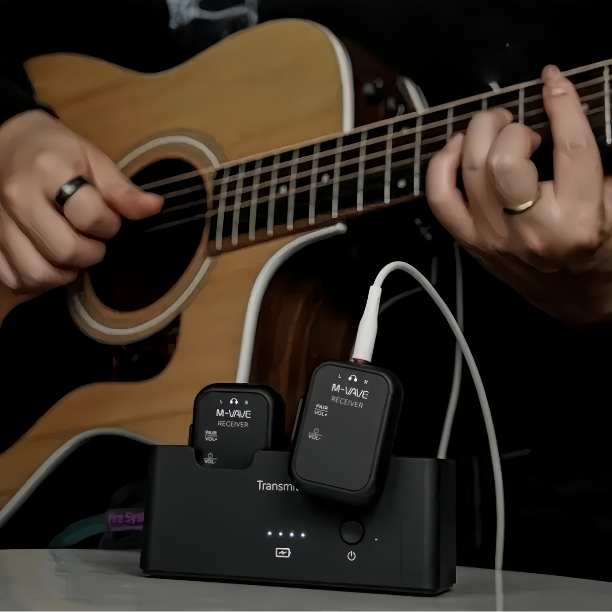In Ear Monitors For Singers - Système de monitoring intra-auriculaire sans fil